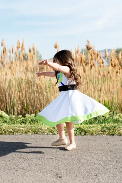 Twirl Dresses><noscript><img width=