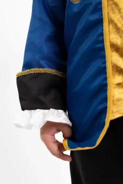 Dress Ups><noscript><img width=