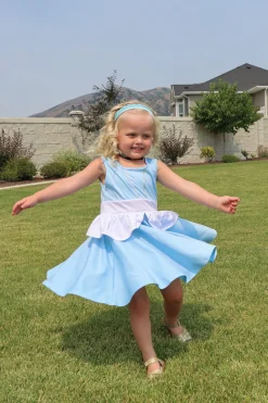 Twirl Dresses><noscript><img width=