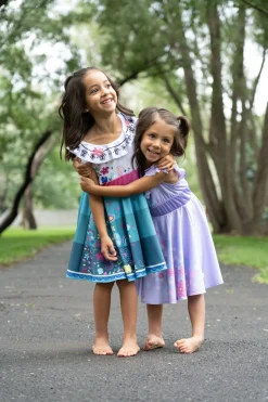 Twirl Dresses><noscript><img width=