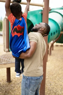 Super Hero><noscript><img width=