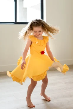 Twirl Dresses><noscript><img width=